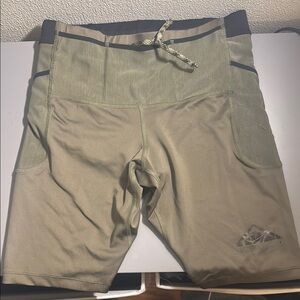 Nike Trail Lava Loops Running Half Tights